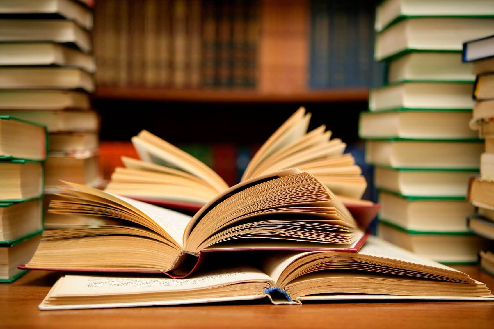 22 cuốn sách về tài chính đáng đọc nhất mọi thời đại - unitrain.edu.vn