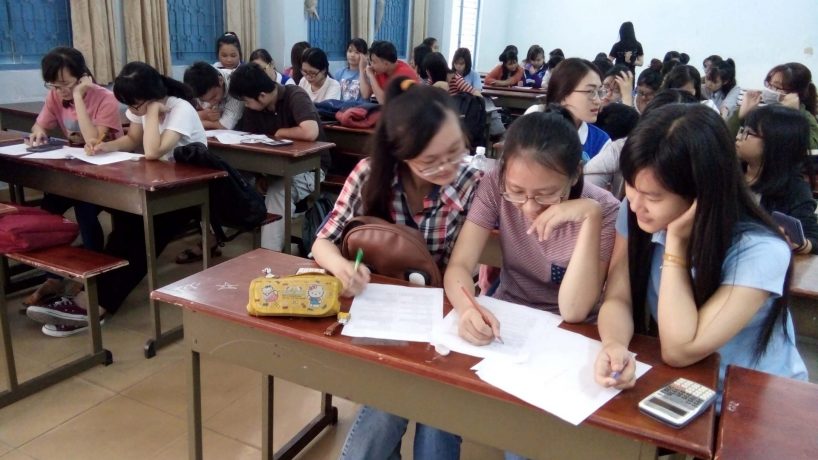 Cuộc thi “Đấu trường kinh tế lần 2 – 2017” – SFIC – Đại học Sài Gòn